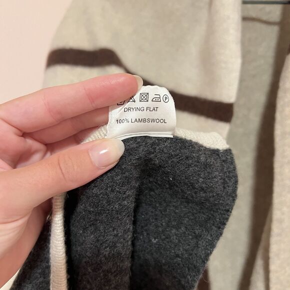 NWOT Wood Wood 100% Lambswool Shall Cape Women's One Size - Picture 3 of 6